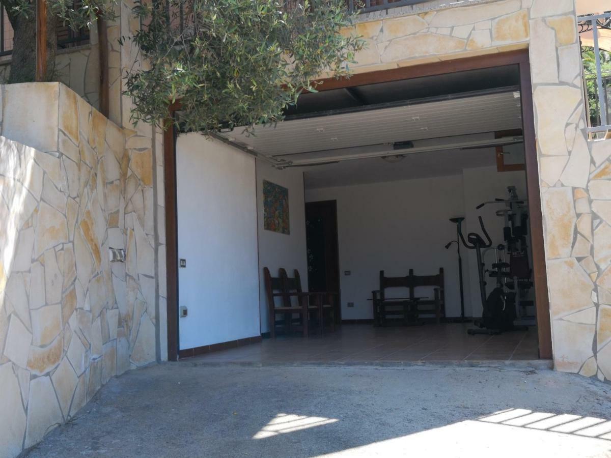 Villa Sa Domu Quartu SantʼElena Exterior foto